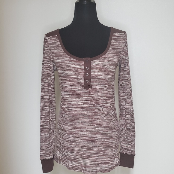 Roxy long sleeve thermal tee size medium - Picture 2 of 7